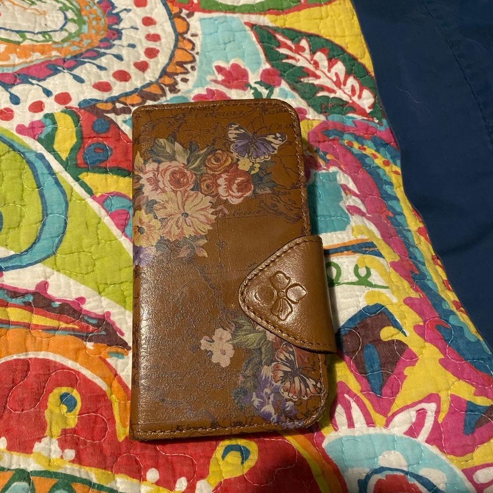 iPhone 11pro Patricia Nash phone case